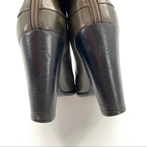 Marc Jacobs Leather Olive Heeled Ankle Boots - Picture 11 of 13